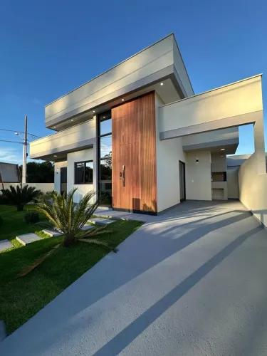 Casa a Venda 02 dormitórios no bairro Forquilhas em São José/SC