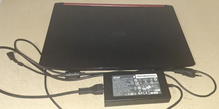 Acer Nitro 5 i5-7300HQ | 16GB RAM | (Leia a Descrição)