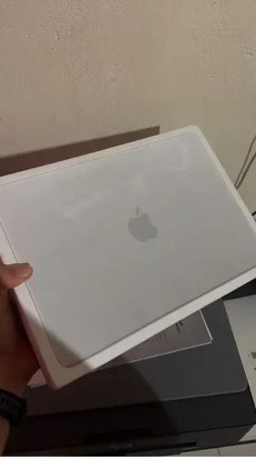 MacBook Neo 8/256gb