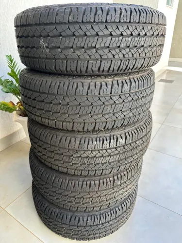 Kit 5 Pneus 275 70r18 Roadian At Nexen