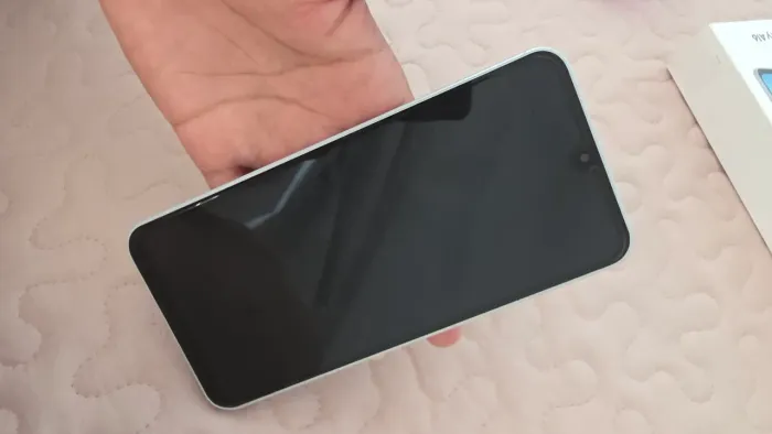 CELULAR A 16 