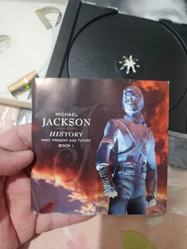 CD Michael Jackson History + Revista Bizz especial + Blu Ray This It