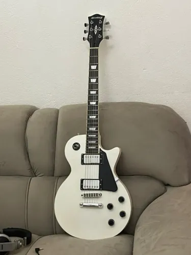 Guitarra Les Paul Strinberg LPS230