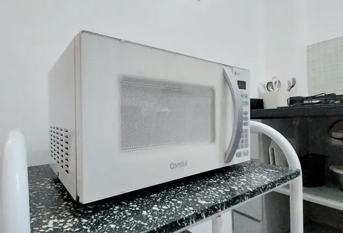 Micro ondas Consul 20L