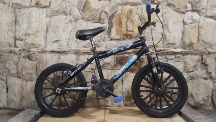Bicicleta infantil aro 16.