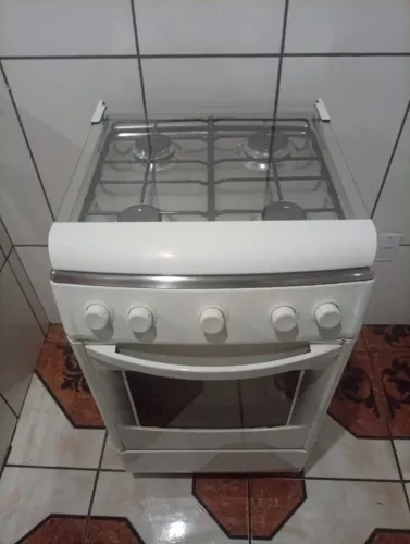 Fogão conservado 