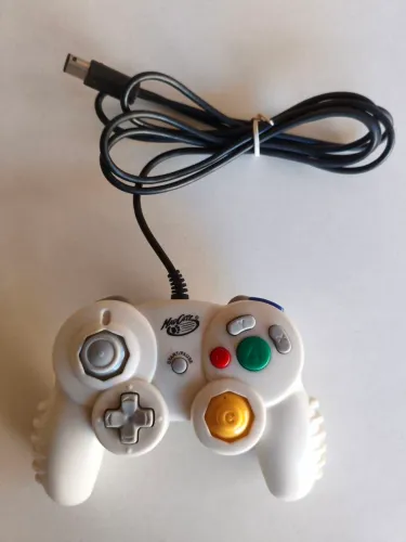 Controle Mad Catz para Nintendo Gamecube