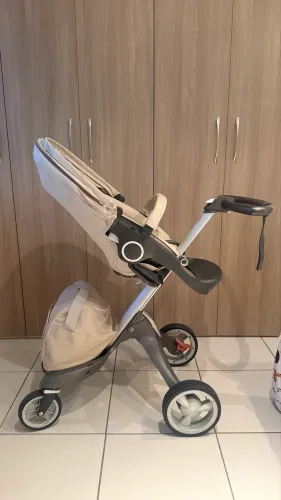 Carrinho de bebê stokke 