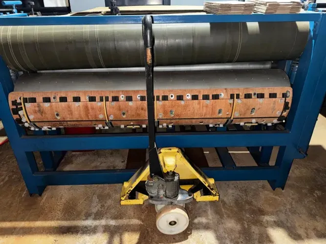 99 Corte e Vinco Rotativa 1700 mm de Largura x 1150 mm de Puxada, Máquina ta em São Paulo