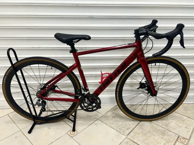 Bike Speed Twitter Smile Freio a Disco Revisada 