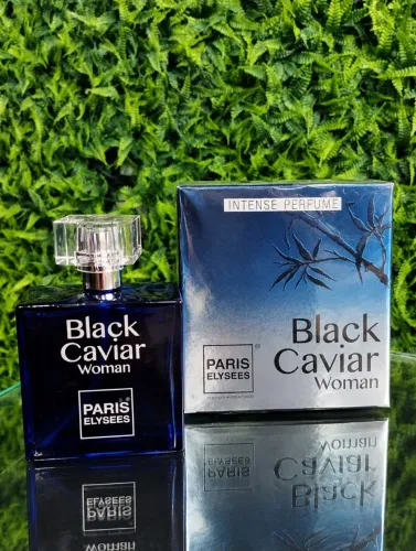 Black Caviar Woman de Paris Elysees