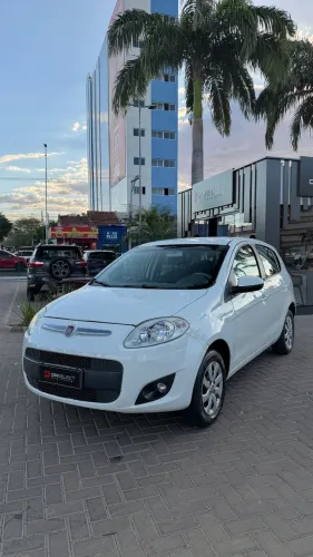 Fiat Palio Attractive 1.0 EVO Fire Flex 8V 5P 2013