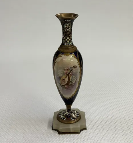 Ânfora Sevres