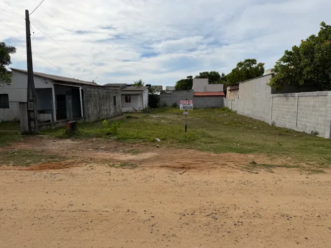 Vendo lote 12 x 30 no pontal do Ipiranga