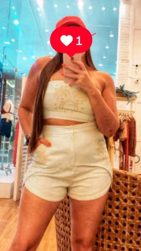 Conjunto leli Correia ( na etiqueta)
