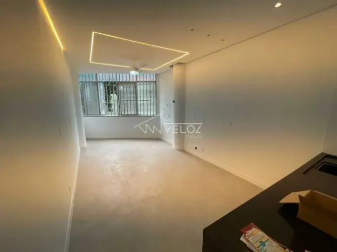 Apartamento : / Residencial / Centro