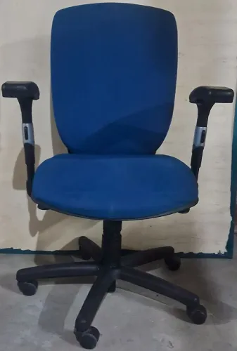 Cadeira Macelli pra escritório