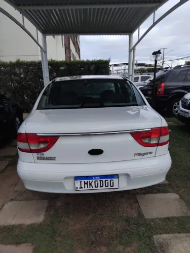 Renault Megane Sedan Privilège 2.0 16V AUT 2004