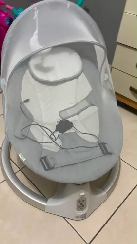 Cadeira de balanço com Bluetooth