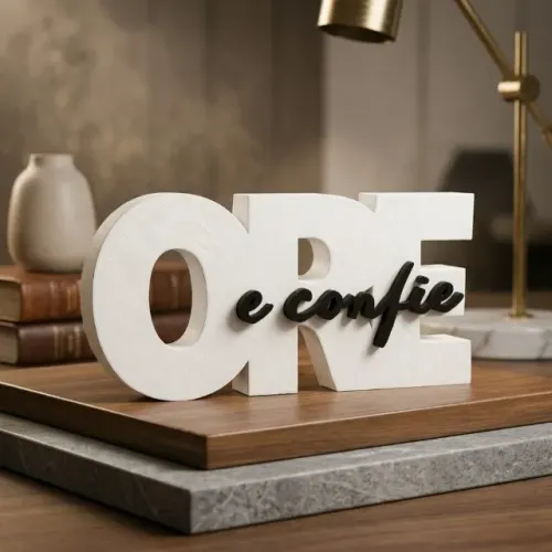 Letreiro Decorativo Estilo Moderno com Mensagem Ore e Confie