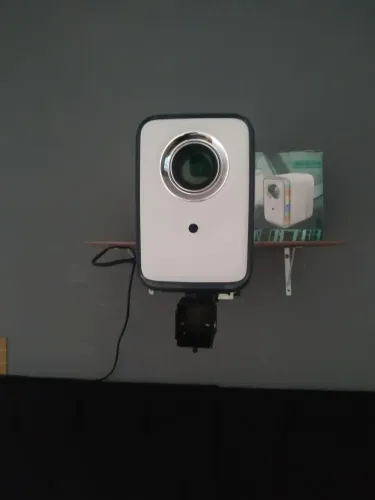 Projetor G60 ultra pouco tempo de uso