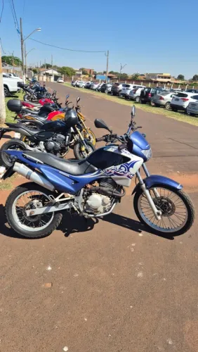 Falcon 400cc Azul