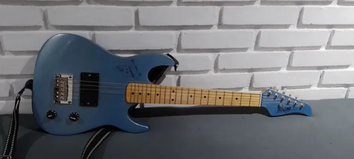Guitarra infantil hering sandy e Junior