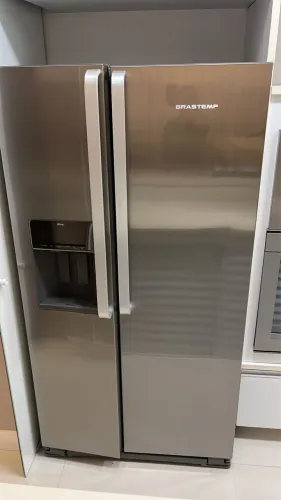 Geladeira side by side brastemp