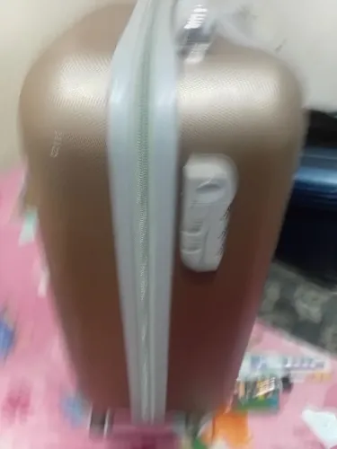 Mala de viagem pequena em Bom estado