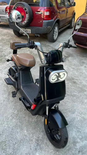 Moto elétrica