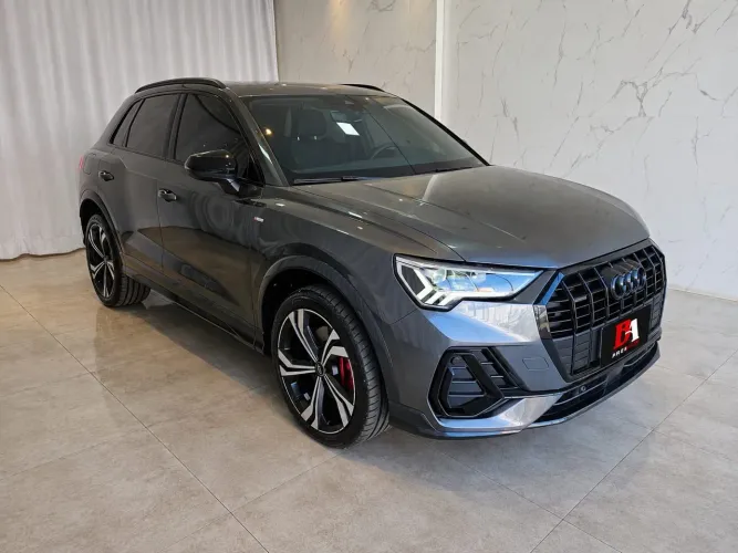 Audi Q3 Perf. Black.plus 2.0 TFSI Tip. Quat. 2024