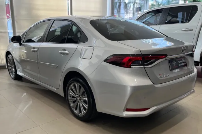 Toyota Corolla XEI 2.0 Flex 16V Aut. 2023