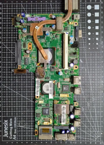 Placa mãe CCE Win (séries J74A, J94A, WM78C)