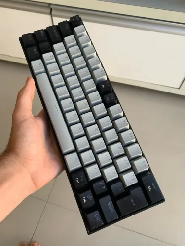 VENDO TECLADO LAKSHIMI REDRAGON!!