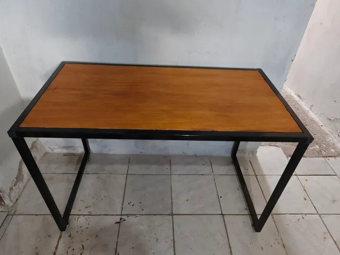 Mesa de Escritório