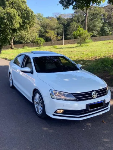 Volkswagen Jetta Comfortline 2.0 T.flex 8V 4P Tipt. 2015