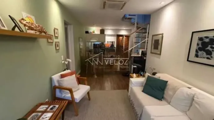 Apartamento : / Residencial / Lagoa
