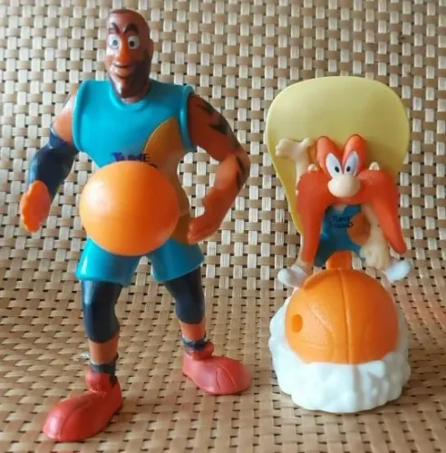 Lote 2 Bonecos Space Jam McDonald's 2020 (LeBron James + Eufrazino)