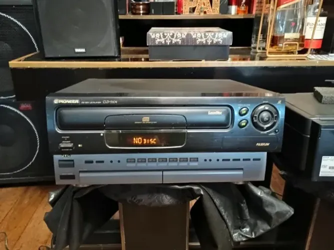 Pioneer Cld-s104 Laser Disc Player