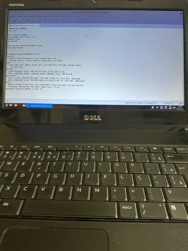 Notebook Dell Inspiron N4030 processador Intel Core i3, 4GB de memória RAM e HD de 320GB