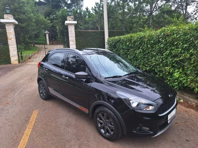 Ford KA Trail 1.5 16V Flex Mec. 5P 2018