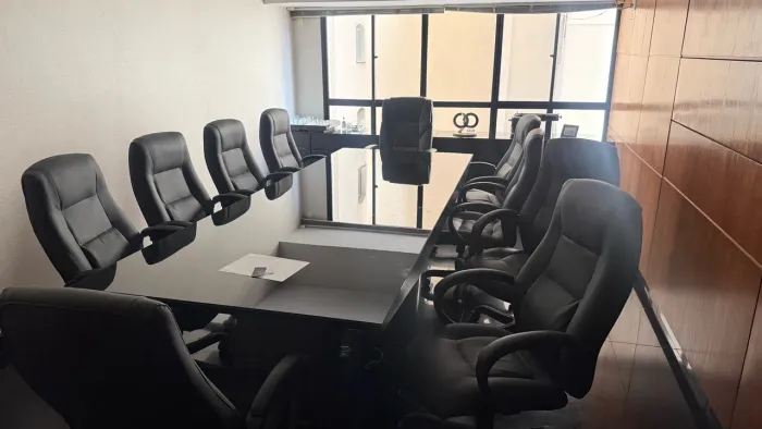 MESA ESCRITÓRIO EMPRESARIAL LIDER PLANEJADA NOVINHA
