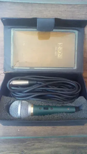 Vendo Microfone Profissional CSR - 525 USADO