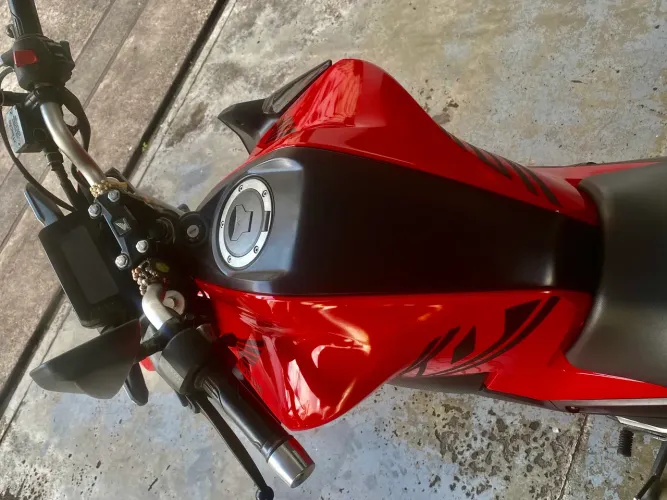 Cb 300f 2023
