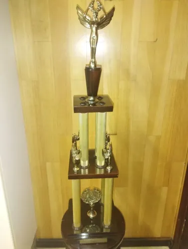 Troféu 3 bases antigo