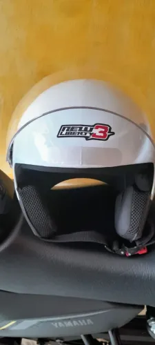 Vendo capacete novo