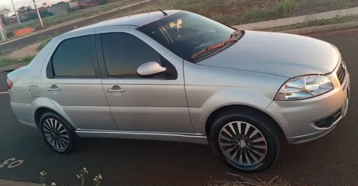 Fiat Siena EL 1.4 MPI Fire Flex 8V 4P 2012