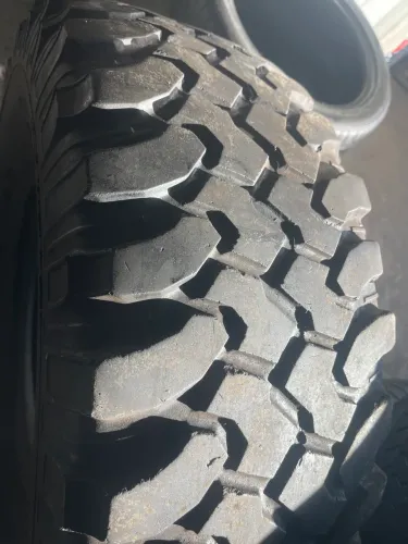 Pneu 33x12.50 R15 TERRAIN T/A