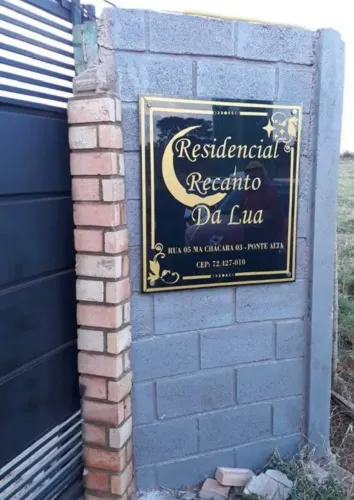 Placas de vidro de endereço e personalizadas