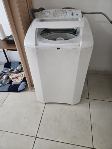 Maquina de lavar roupas